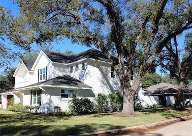 702 Azaleadell Dr, Houston, TX 77018 - photo 2