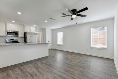 307 W Hull St, Denison, TX 75020 - photo 3