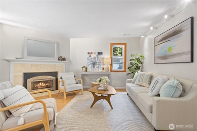 12616 NE 119th St unit D7, Kirkland, WA 98034 - photo 5