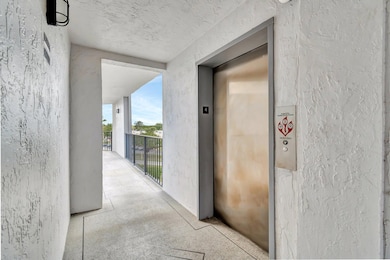 Dorchester at Poinciana unit 4080, Lake Worth, FL 33467 - photo 4