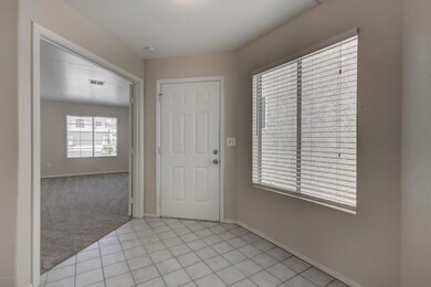 1307 E Thunderhill Pl-10