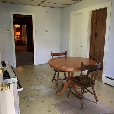 95 Stowe Ave, Troy, NY 12180 - photo 7