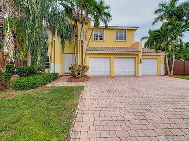 11190 NW 67th St, Doral, FL 33178 - photo 5