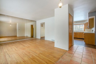 1276 Kuehnle Ct, Ann Arbor, MI 48103 - photo 6