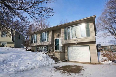 3956 Valdez Dr, Waterloo, IA 50701 - photo 2