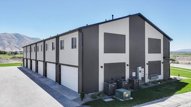 3372 1010 W, Nibley, UT 84321 - photo 2