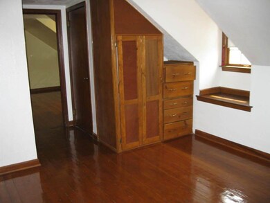 1984 Summit St, Des Moines, IA 50315 - photo 5