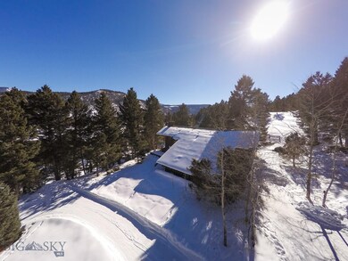 401 Twin Antler Dr, Gallatin Gateway, MT 59730 - photo 2