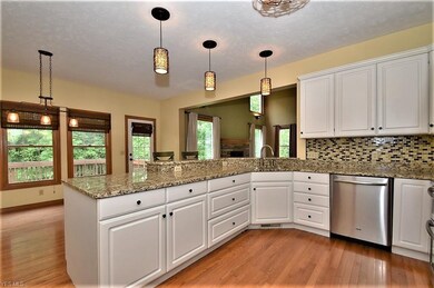 350 Walnut Ridge Trail, Aurora, OH 44202 - photo 5