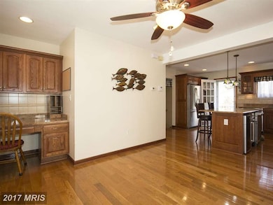 802 Silver Ave, Essex, MD 21221 - photo 7