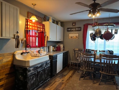 8150 W Plymouth Church Rd, Orfordville, WI 53576 - photo 6