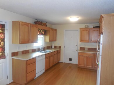 4006 Glenrose Dr, Columbia, TN 38401 - photo 5