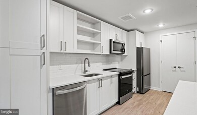 3990 Upton St NW unit 1B-PARC-5121, Washington, DC 20016 - photo 6