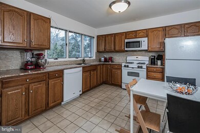 12 Astor Ct, Princeton, NJ 08540 - photo 3