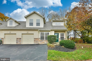 1 Stuart Dr unit 1, Norristown, PA 19401 - photo 2