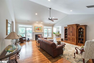 203 Valley Oak Dr, Greenville, SC 29617 - photo 7