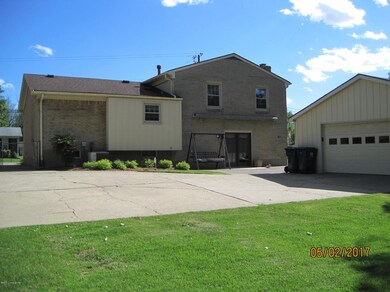 8625 Michael Ray Dr, Louisville, KY 40219 - photo 7