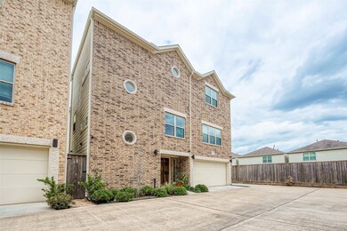 11502 Main Birch Dr, Houston, TX 77025 - photo 3