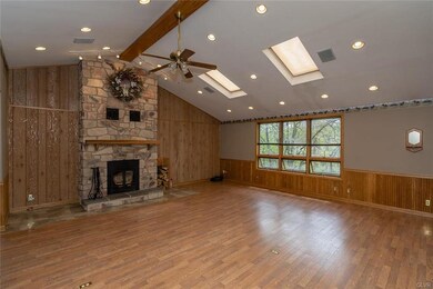 4828 Main Rd W, Emmaus, PA 18049 - photo 3