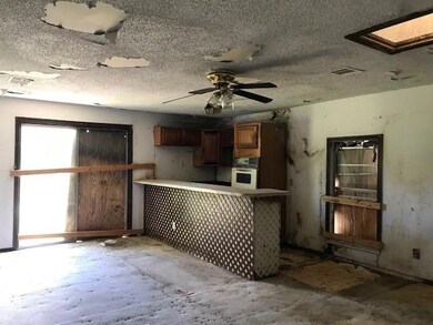 2723 Lasalle St, Fort Worth, TX 76111 - photo 7