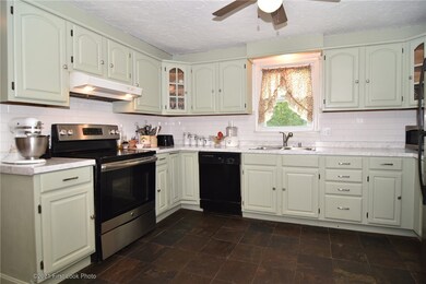 107 Bonnet Shores Rd, Narragansett, RI 02882 - photo 7