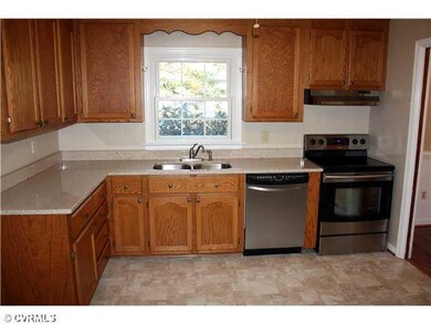 Kitchen - Newly updated kitchen with new granite c