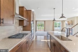 11049 Blackburn Cove Ln, Manassas, VA 20109 - photo 6