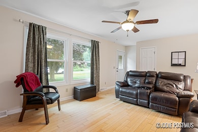 10526 Maple View Ave_22