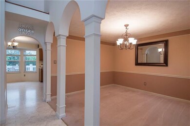 A view in to the dining room from the entry way.