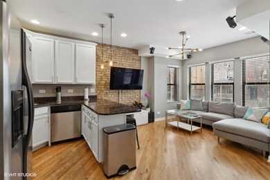 4826 N Hoyne Ave unit 2, Chicago, IL 60625 - photo 4