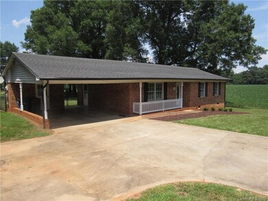 2909 Findley Rd, Statesville, NC 28625 - photo 2