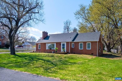 2120 Chase Ave, Waynesboro, VA 22980 - photo 2