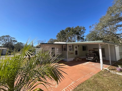 Tandem driveway/carport