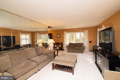 53 Palfrey Ln, Willingboro, NJ 08046 - photo 6