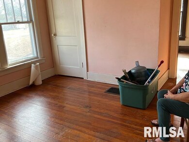 2810 E Keys Ave unit 1, Springfield, IL 62702 - photo 7