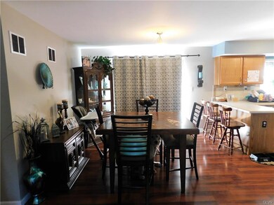 230 3rd St, Walnutport, PA 18088 - photo 5