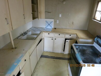 3904 Ruby Dr W, Jacksonville, FL 32246 - photo 7