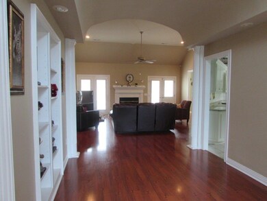 208 NW O St, Bentonville, AR 72712 - photo 5