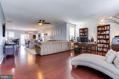 7730 Cedar Branch Dr unit 72, Gainesville, VA 20155 - photo 5