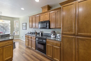 43-web-or-mls-1248-devonshire-way