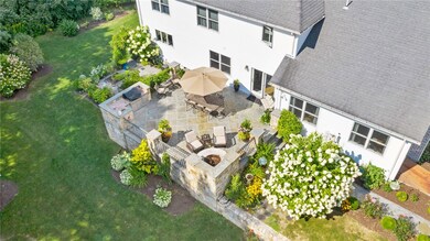 70 Bluebird Ln, Cranston, RI 02921 - photo 5
