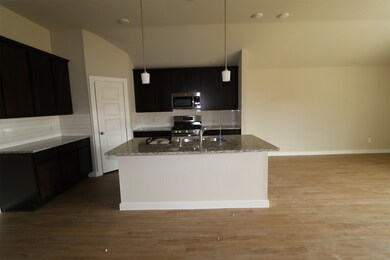 1209 Filly Creek Dr, Alvin, TX 77511 - photo 3