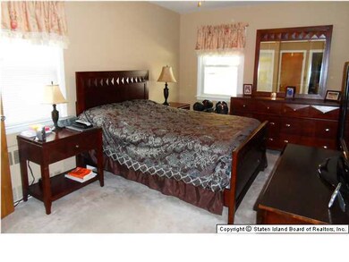 200 Otis Ave, Staten Island, NY 10306 - photo 6