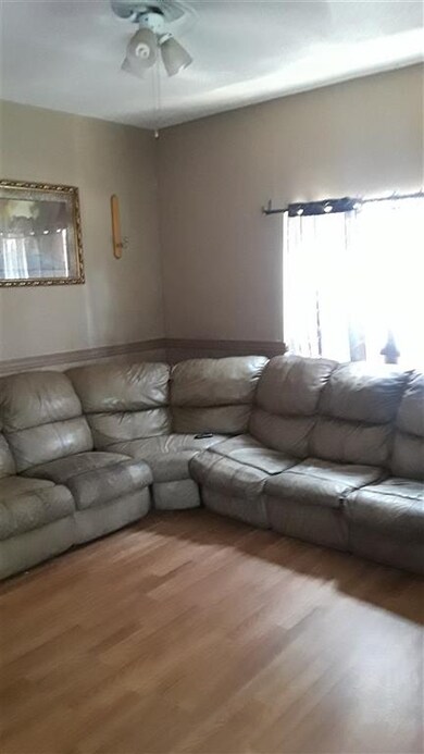 708 Cortez St, Laredo, TX 78040 - photo 4