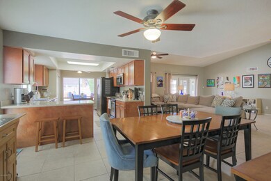 Kitchen & Eating Area