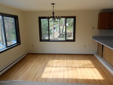 112 Mountain Laurel Ln, Dingmans Ferry, PA 18320 - photo 5