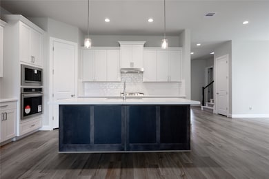 809 Coronado Terrace Ln, Katy, TX 77493 - photo 2