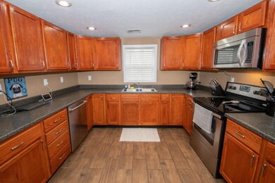 904 Dulin Niles Kitchen