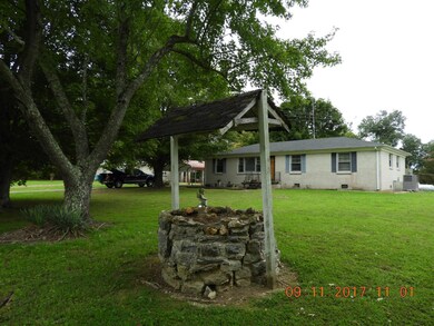 1347 Oak Grove Rd, Pulaski, TN 38478 - photo 6