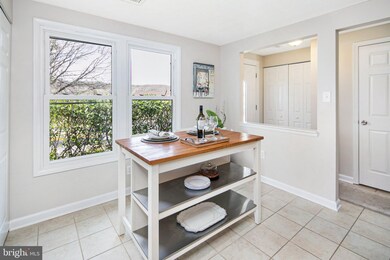 19607 Twinflower Cir, Germantown, MD 20876 - photo 3